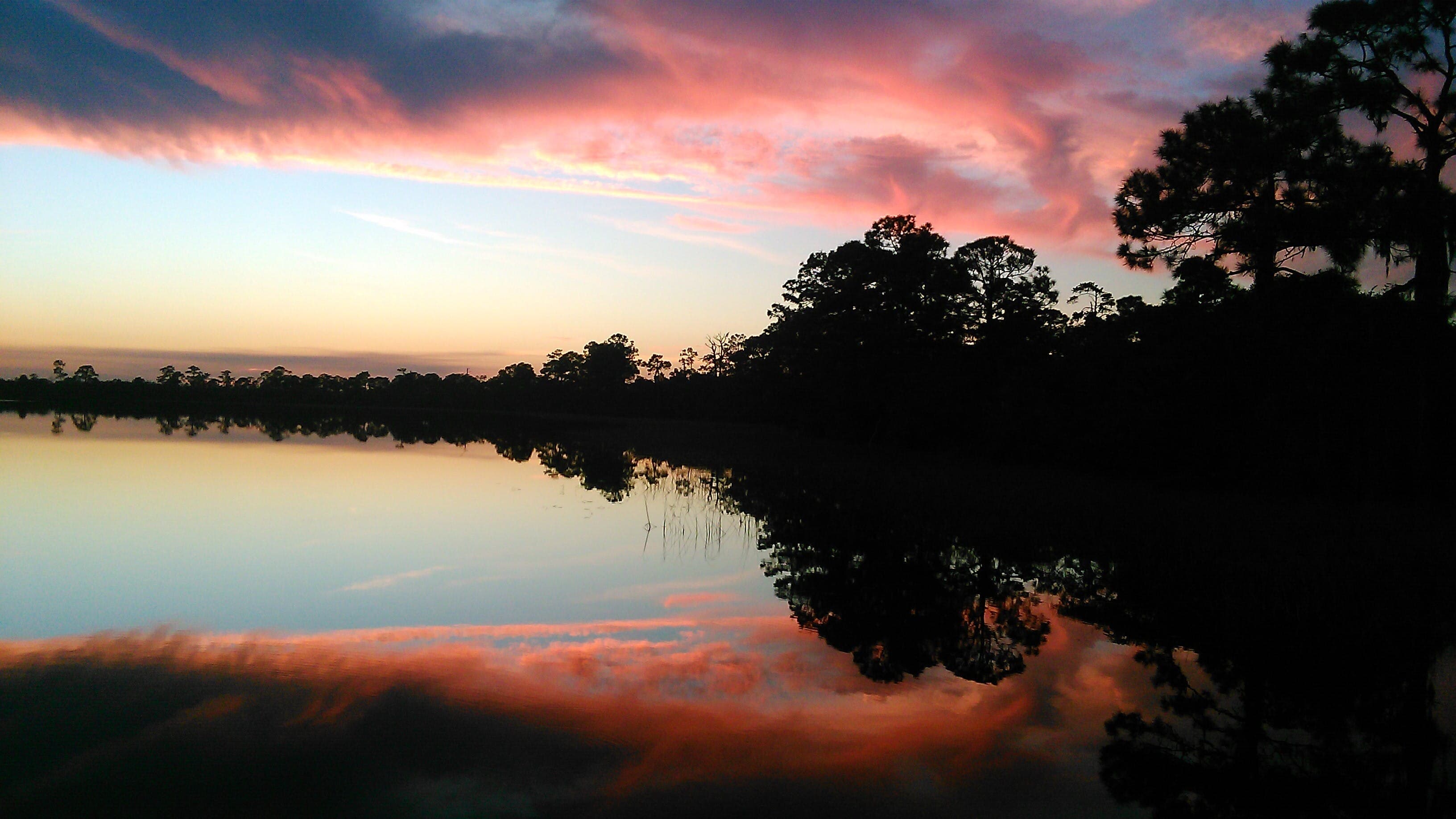 Sunset at Lake Annie. Photo by Luca Marazzi.