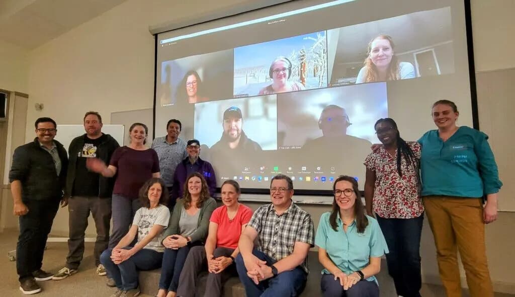 Members of the Regionalization Project working group. Photo by Gerardo Armendariz week 284